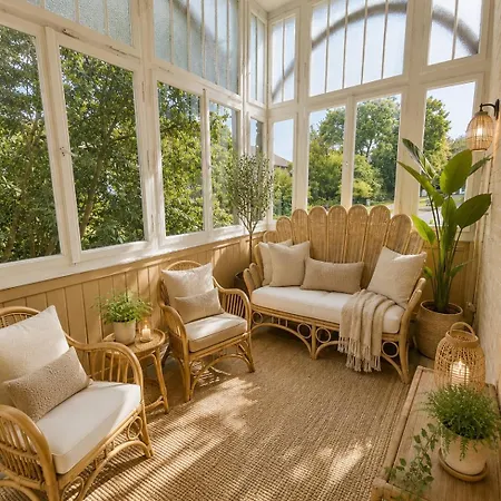 Apartment Charming In Sought After Location Wiesbaden